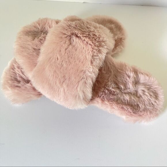 J.Crew Fuzzy Slide Slippers NWOT - Picture 2 of 3